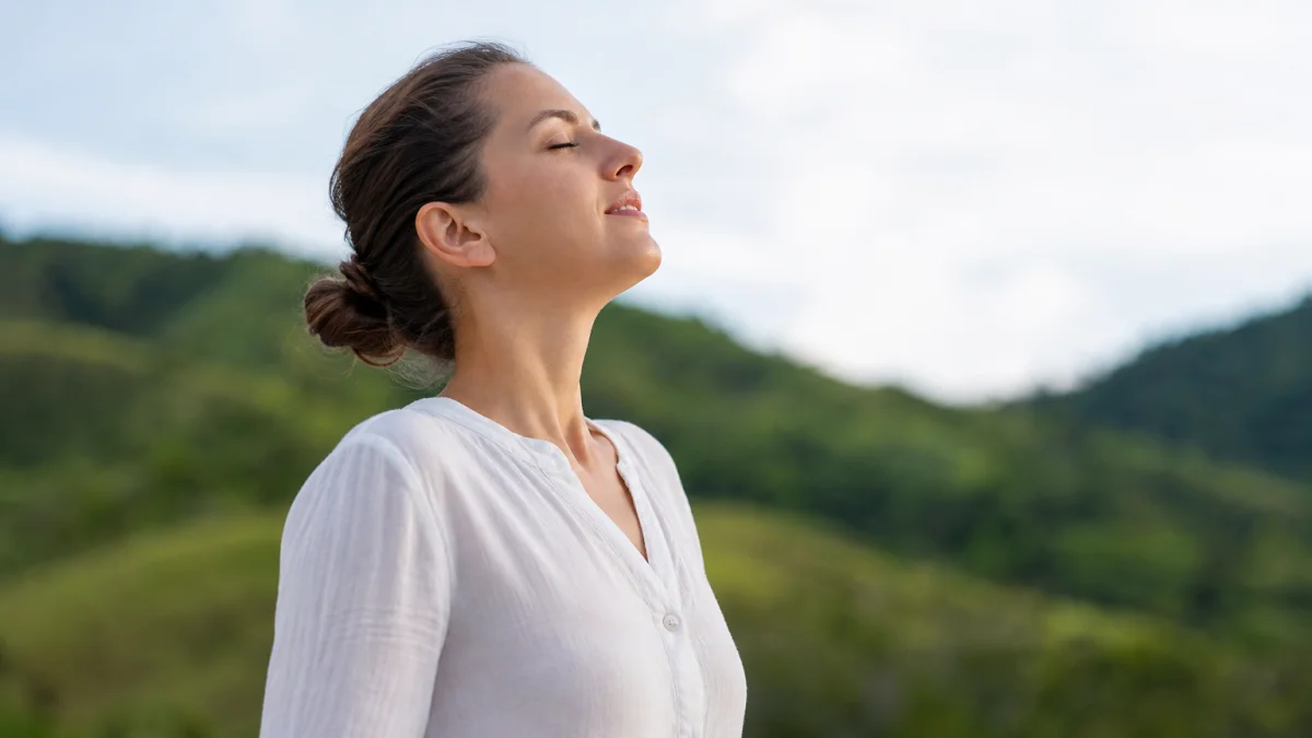 Inhalation Meaning, Synonyms, and Definition